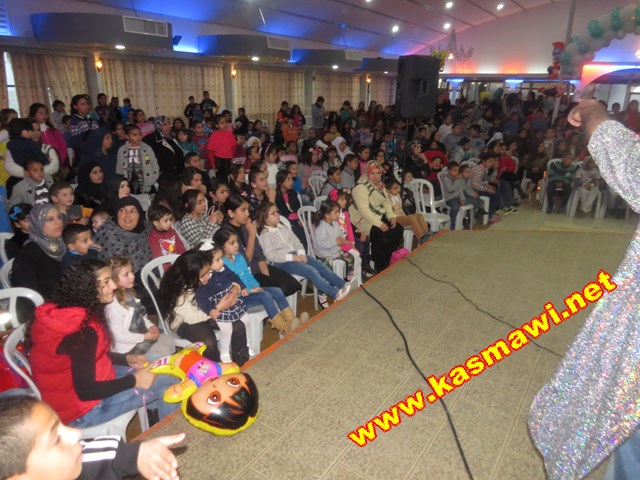 كفرقاسم : المئات من الاطفال والامهات سعدوا مع كرنفال المرح والابتسامة في قاعة الفردوس 